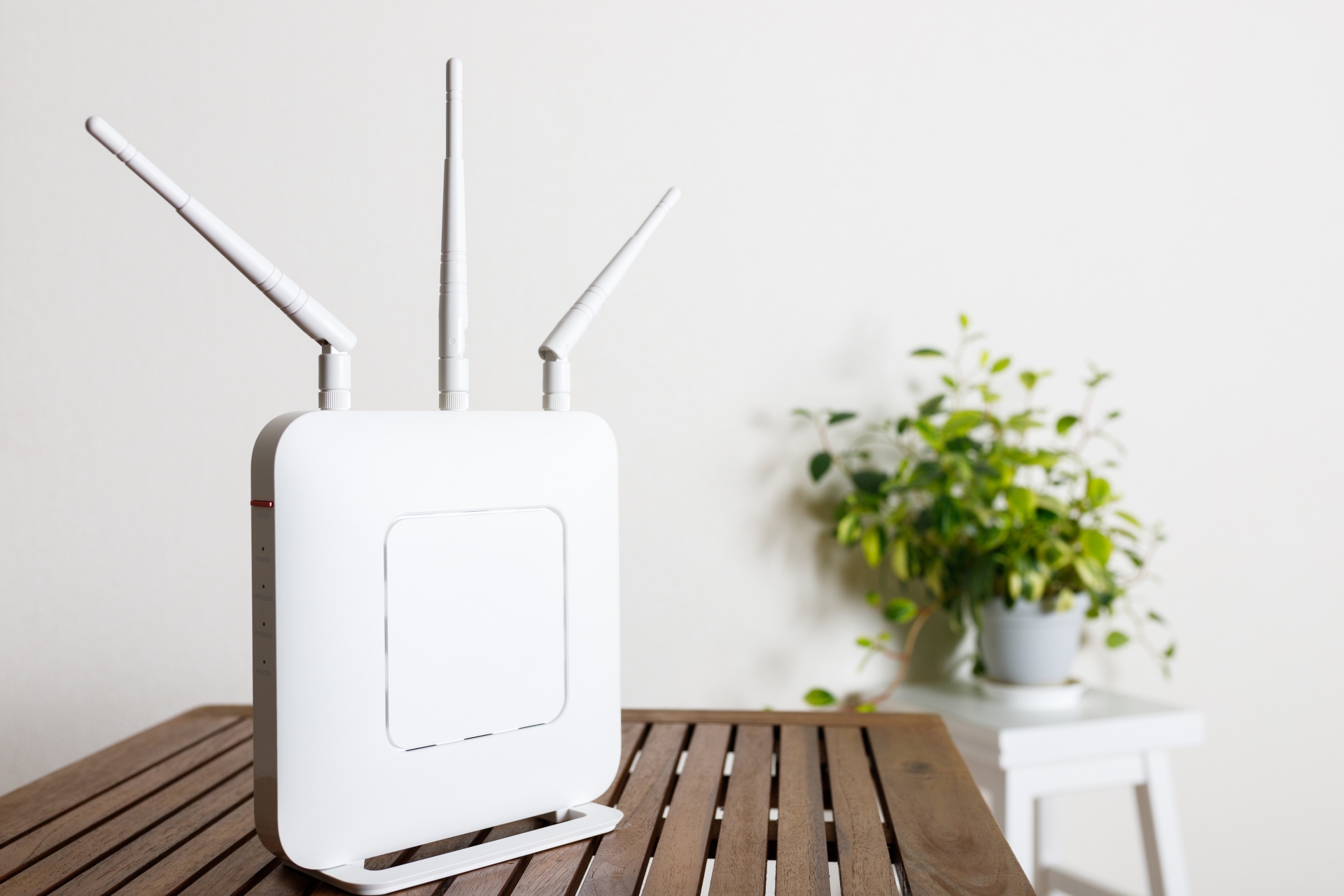 選び方で失敗しない！用途別おすすめWi-Fiルーターを徹底解説｜winnova