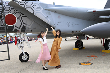 『ガーリー・エアフォース』小松基地航空祭トークイベントレポート | アニメイトタイムズ