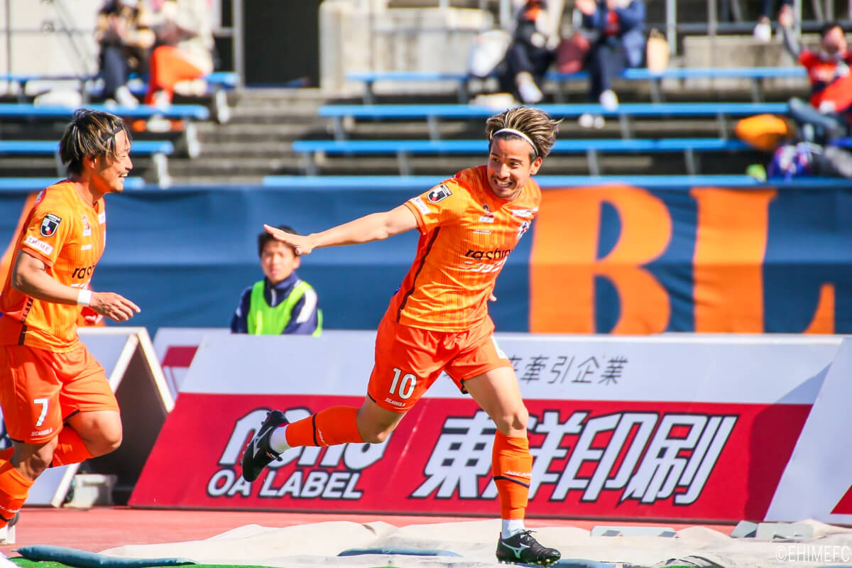 地域、サッカー