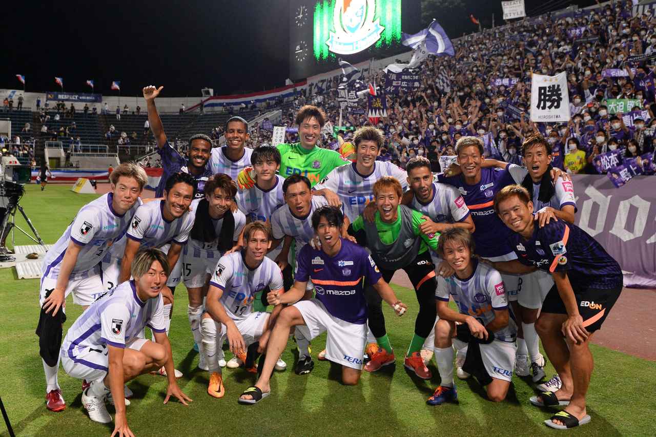 【広島】｢面白い｣がスキッベ監督の第一声。ルヴァン杯で横浜FMを下し、｢総合的に自分たちが上回った｣とベンカリファ - サッカーマガジンWEB