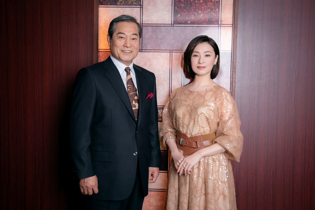 演劇、解説