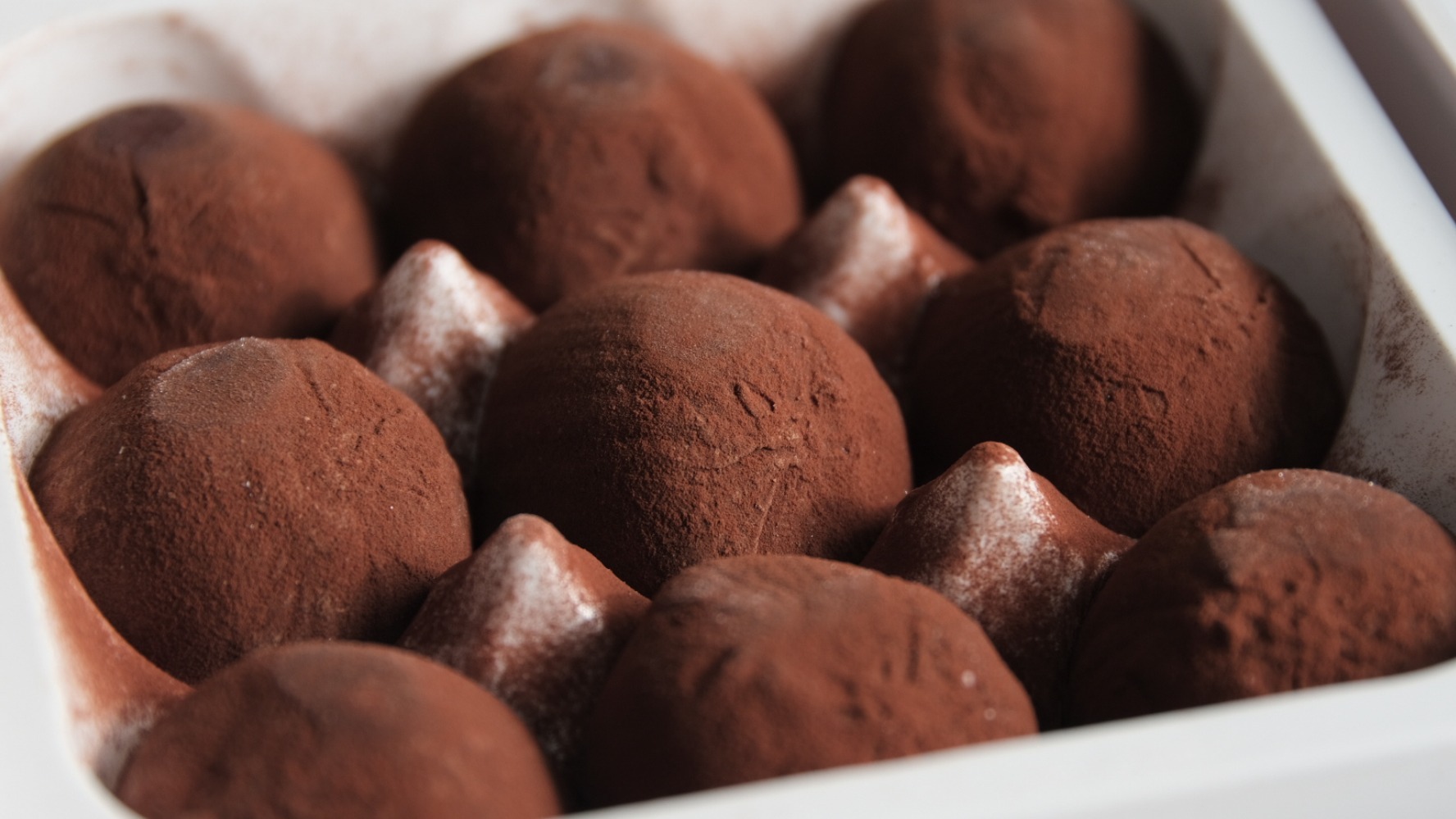 【名古屋駅】入手困難な冬限定スイーツ『SNOWS（スノー）』新作スノーボールは完売必至 - 土庄蘭 | Yahoo! JAPAN クリエイターズプログラム