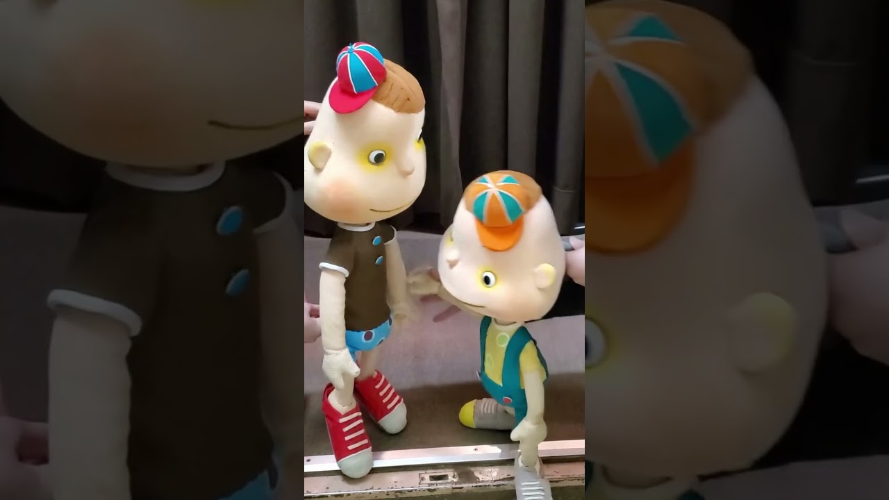 ショート、リーフレット