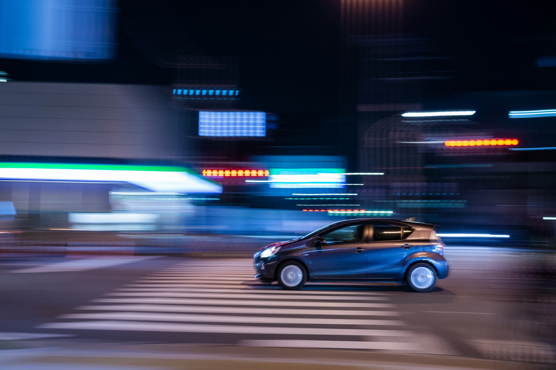 【エッセイ】スネが折れただけやん。 | BadCats Weekly