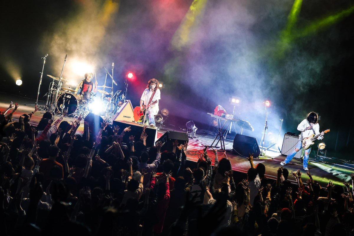 others、ライブレポート