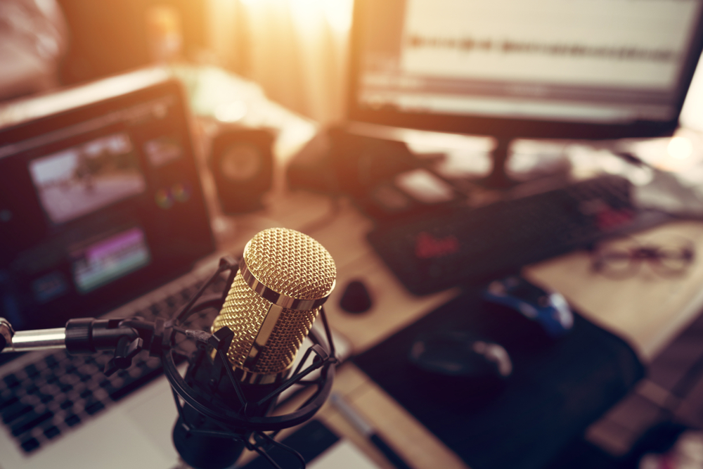 音声メディアが続々と台頭！人気の背景とは…？そしてラジオはどうなる - Monavis