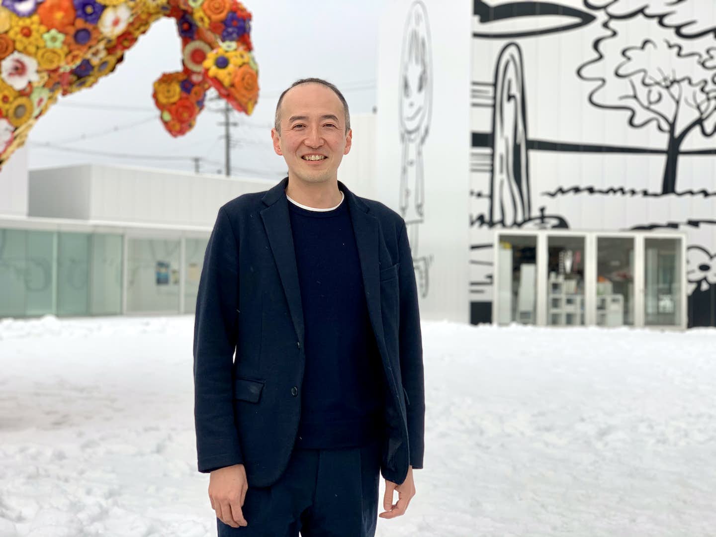 新館長・鷲田めるろが語る十和田市現代美術館のポテンシャル。「日本の美術館界に一石を投じるものになりうる」
