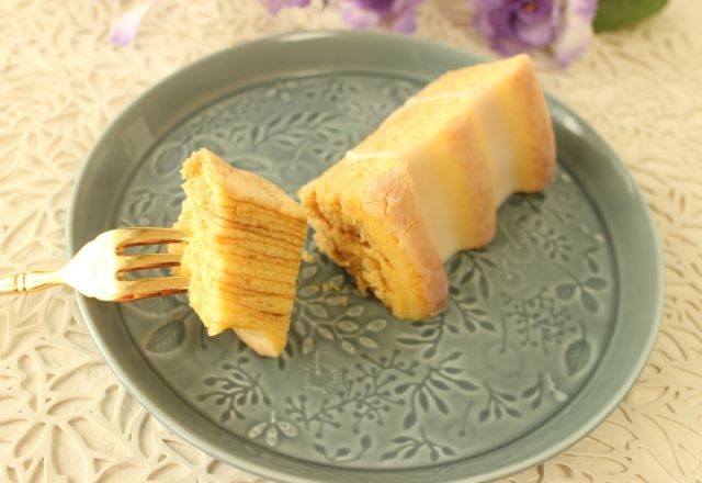 「2つの違った食感を楽しめる♪」「芸術的で美しい！」ローソンから新発売された”バウムクーヘン”がただものではなかった…！？