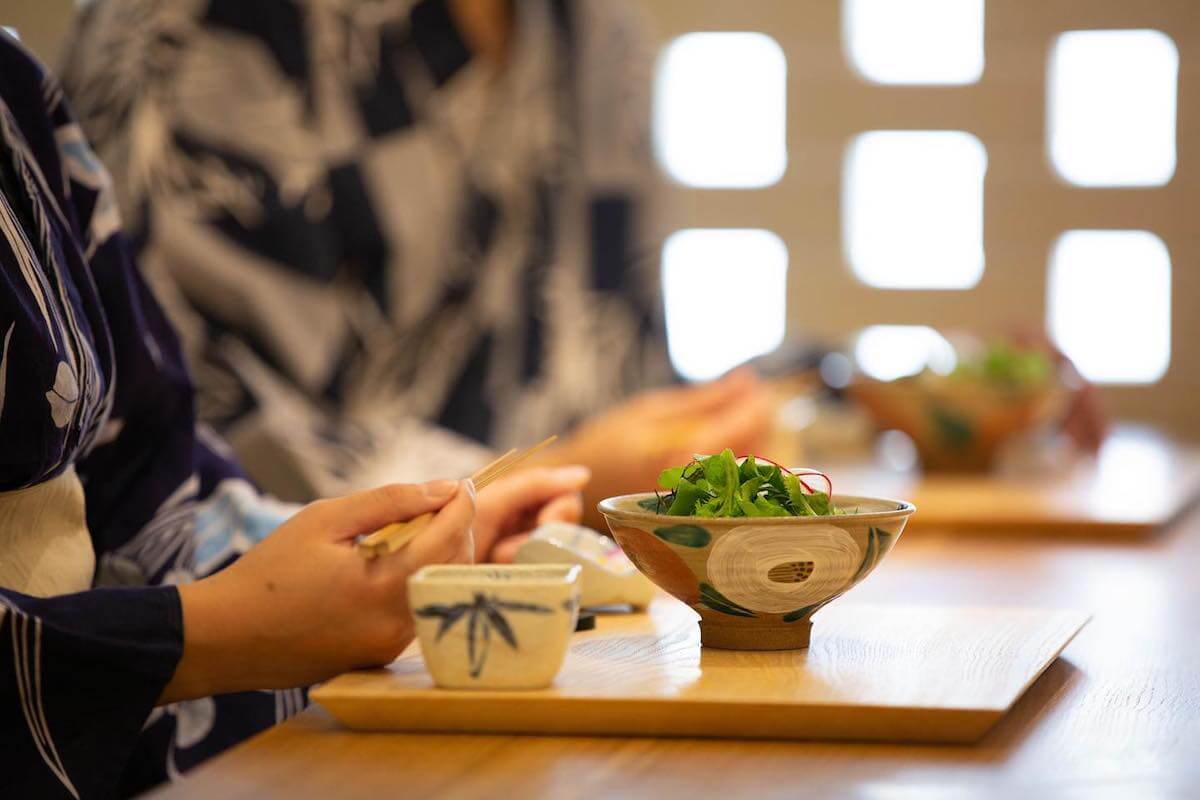 その日限りの「向き合う時間」をつくる料理 / 日本仕事百貨