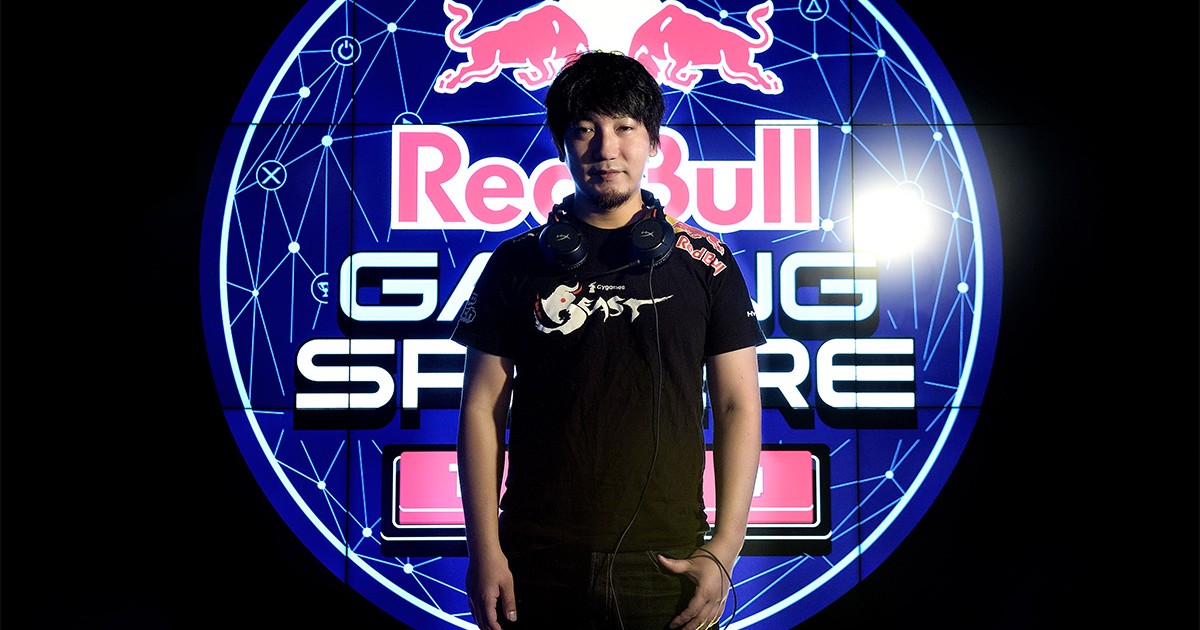 【インタビュー】世界一のプロゲーマー・梅原大吾の精神的加圧トレーニング
