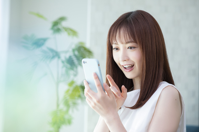 【ホームズ】家にいながら家探しを完結！？ 「オンライン内見」サービスQ&A | 住まいのお役立ち情報