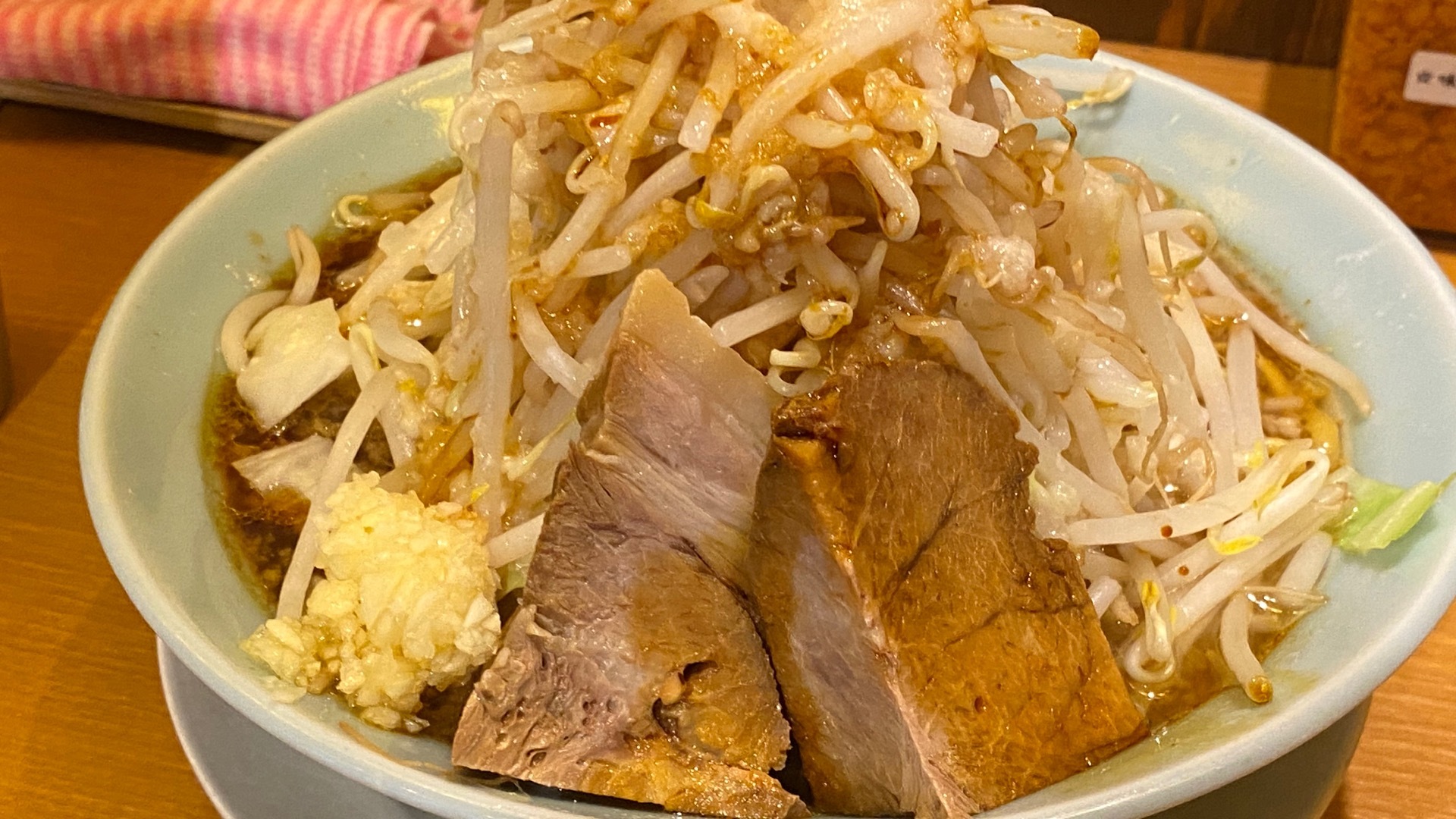 【名古屋市中村区】こだわりも満点！「麺屋 まんてん 笹島店」インパクト抜群な二郎インスパイア系を食す - 土庄雄平 | Yahoo! JAPAN クリエイターズプログラム