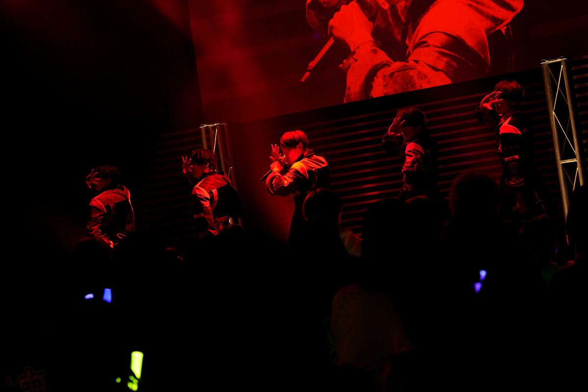 次世代メンズアイドルグループ 8iperがデビューライブを開催「このメンバーでやれて本当に幸せ」